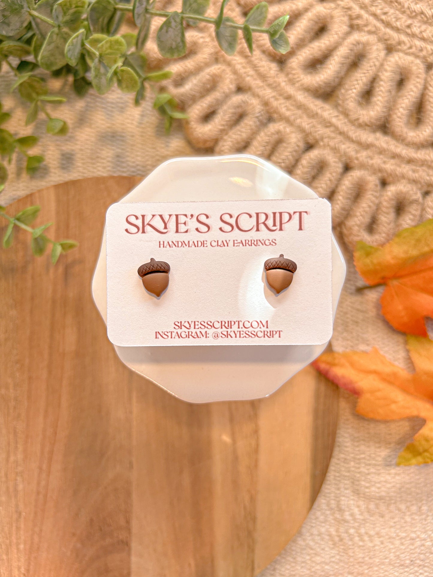 Acorn studs