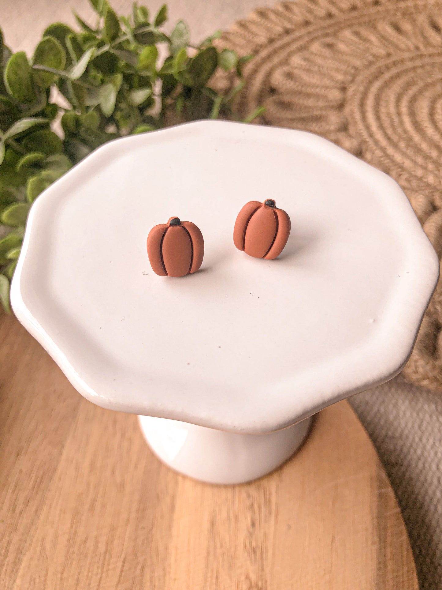 Pumpkin Studs