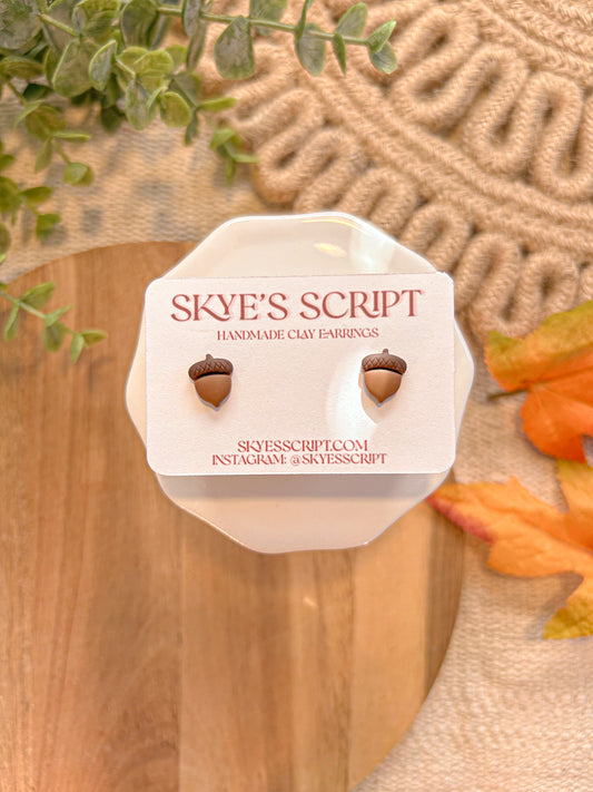Acorn studs
