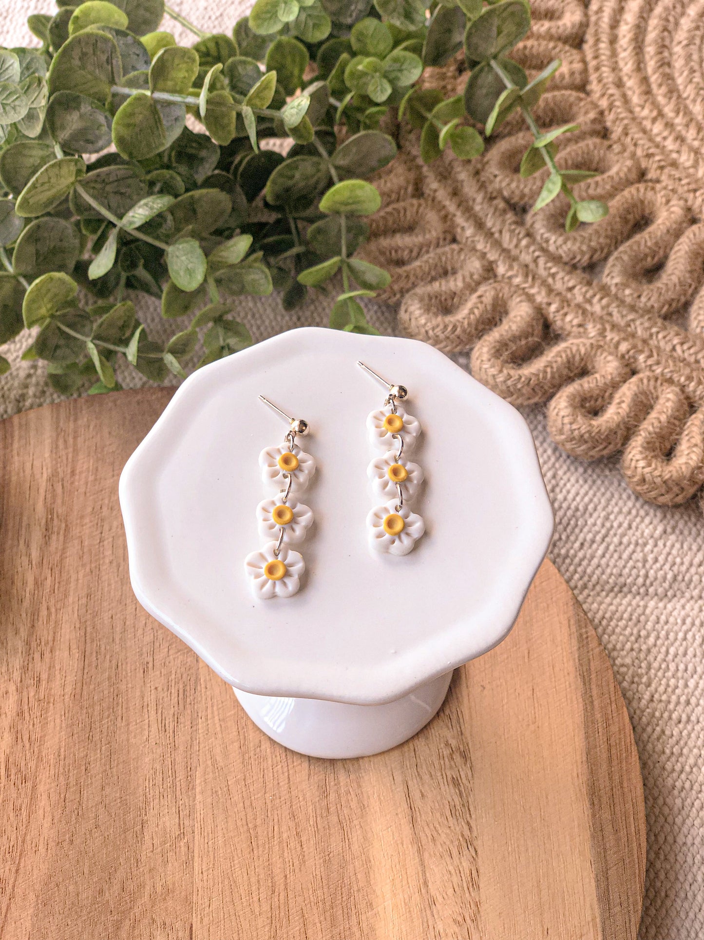 Daisy Trio Dangle Earrings